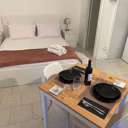 Navigli'S Studio Apartment มิลาน ภายนอก รูปภาพ