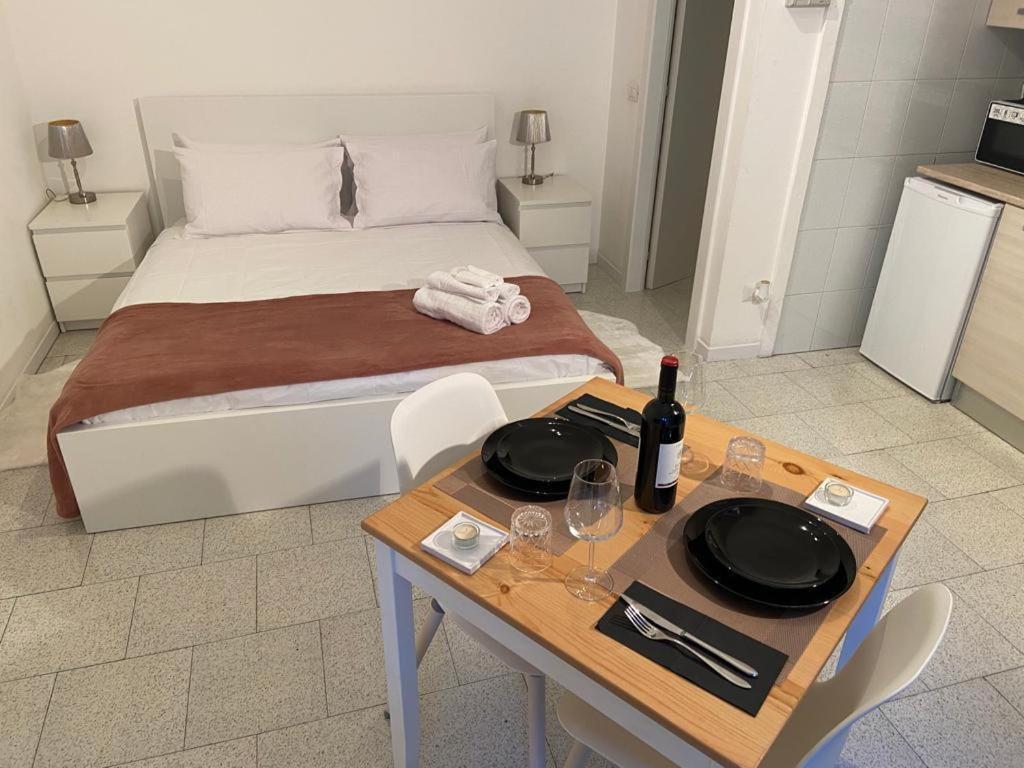 Navigli'S Studio Apartment มิลาน ภายนอก รูปภาพ